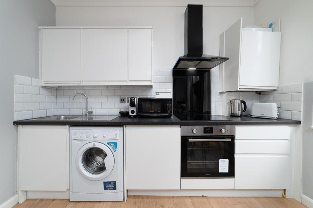 Luxury In Holborn Walk To Oxford Street & Covent Garden * Londra